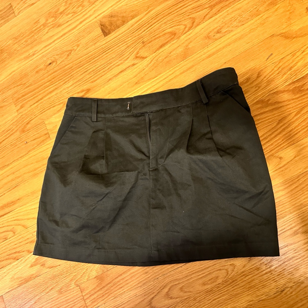 Bar III Hunter green skirt worn once